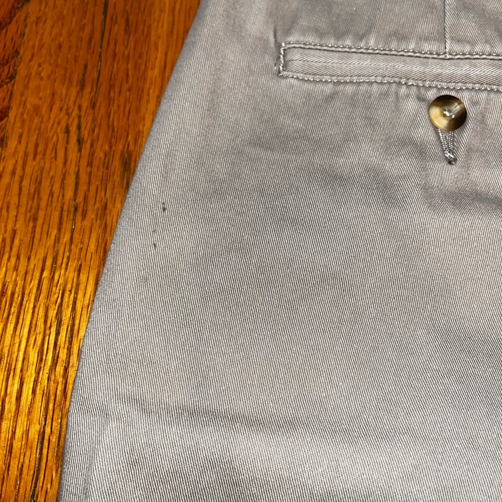 Tommy Hilfiger Khaki Mens shorts size 36 - Picture 5 of 5
